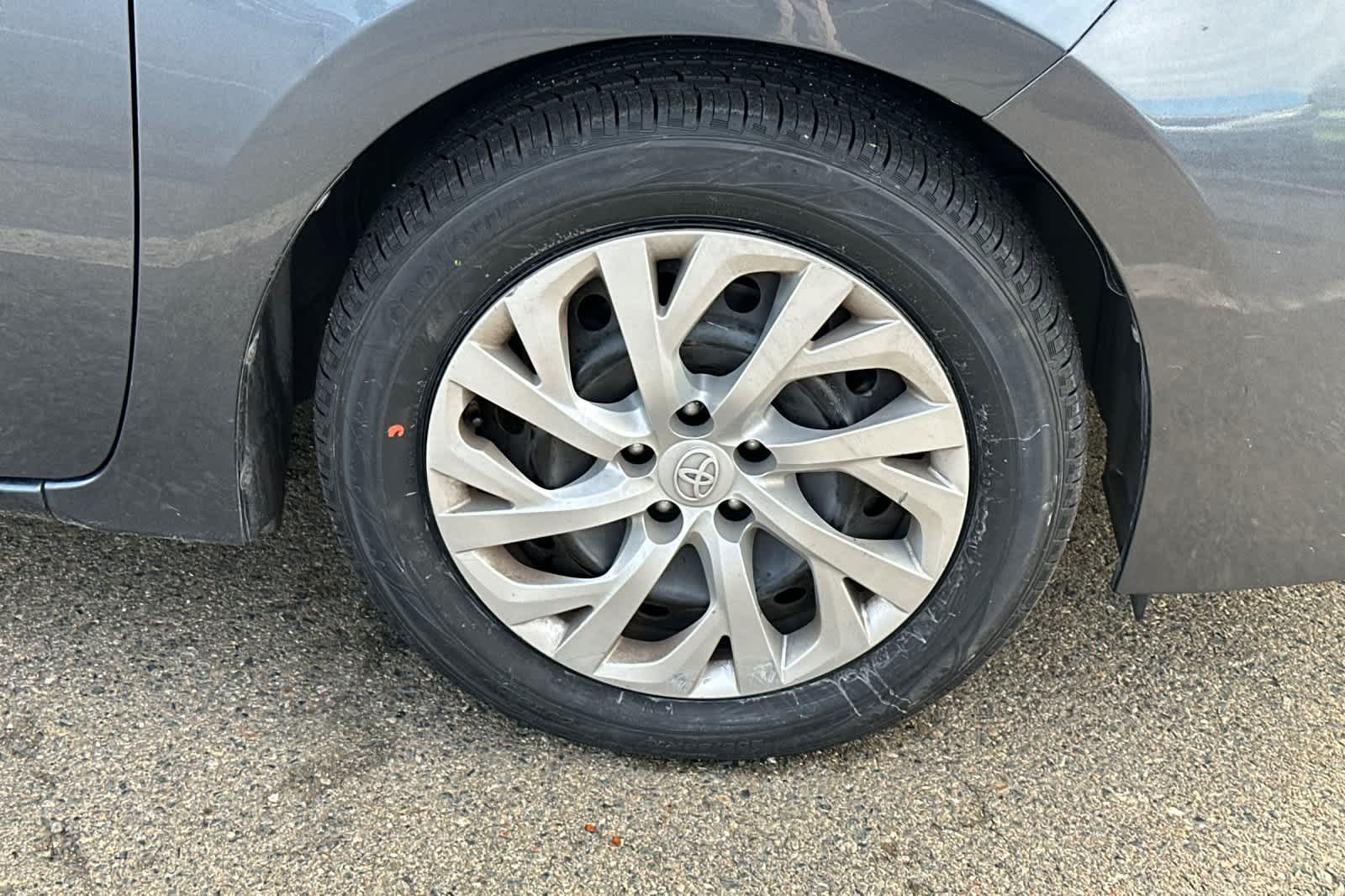 Thumbnail: 2018 Toyota Corolla - 12