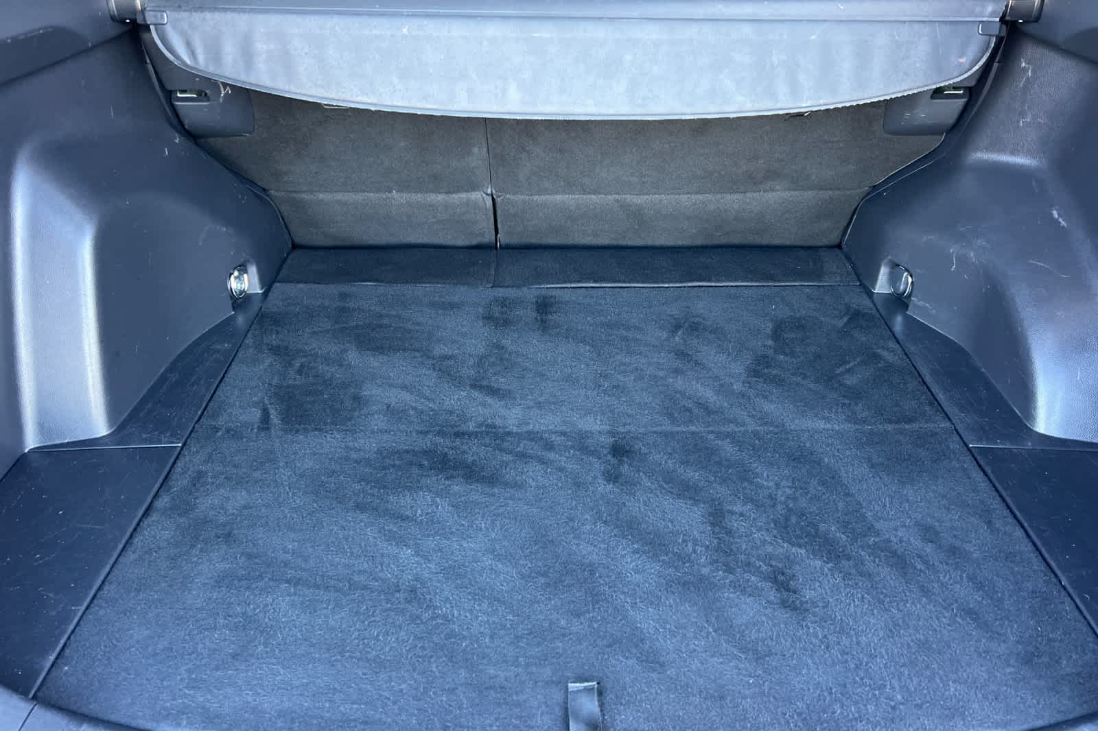 Thumbnail: 2021 Toyota RAV4 - 16