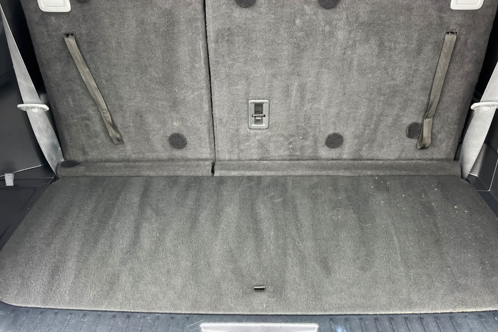 Thumbnail: 2023 Toyota Highlander - 17