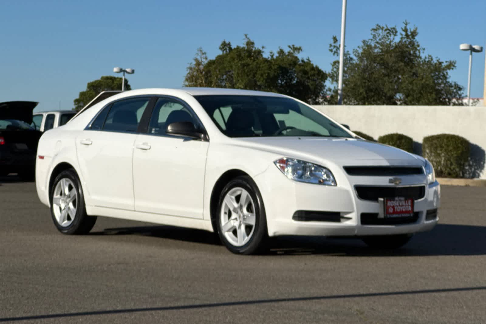 Thumbnail: 2012 Chevrolet Malibu - 5