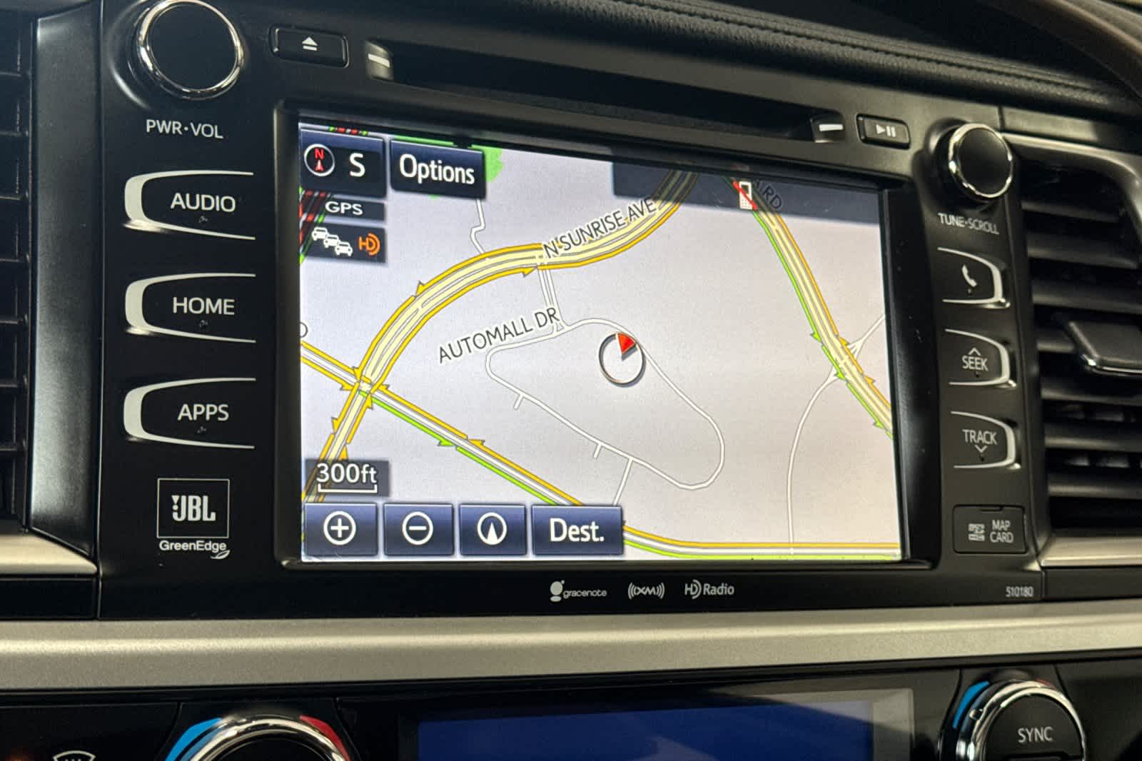 Thumbnail: 2017 Toyota Highlander - 22