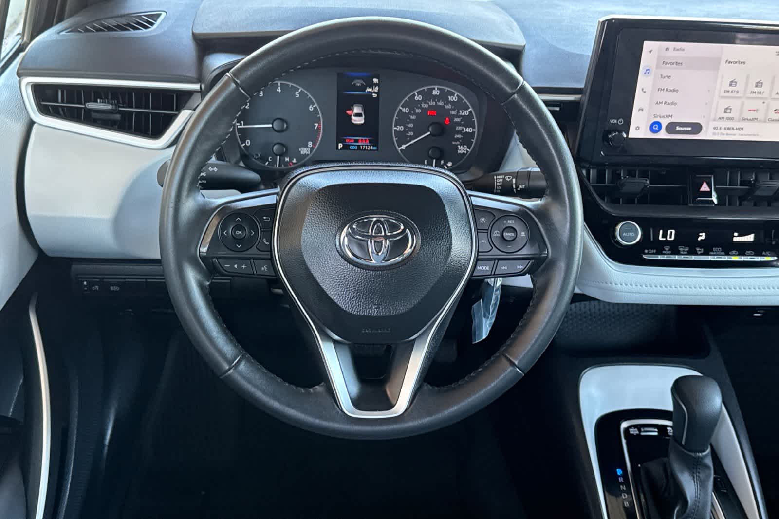 Thumbnail: 2025 Toyota Corolla - 14