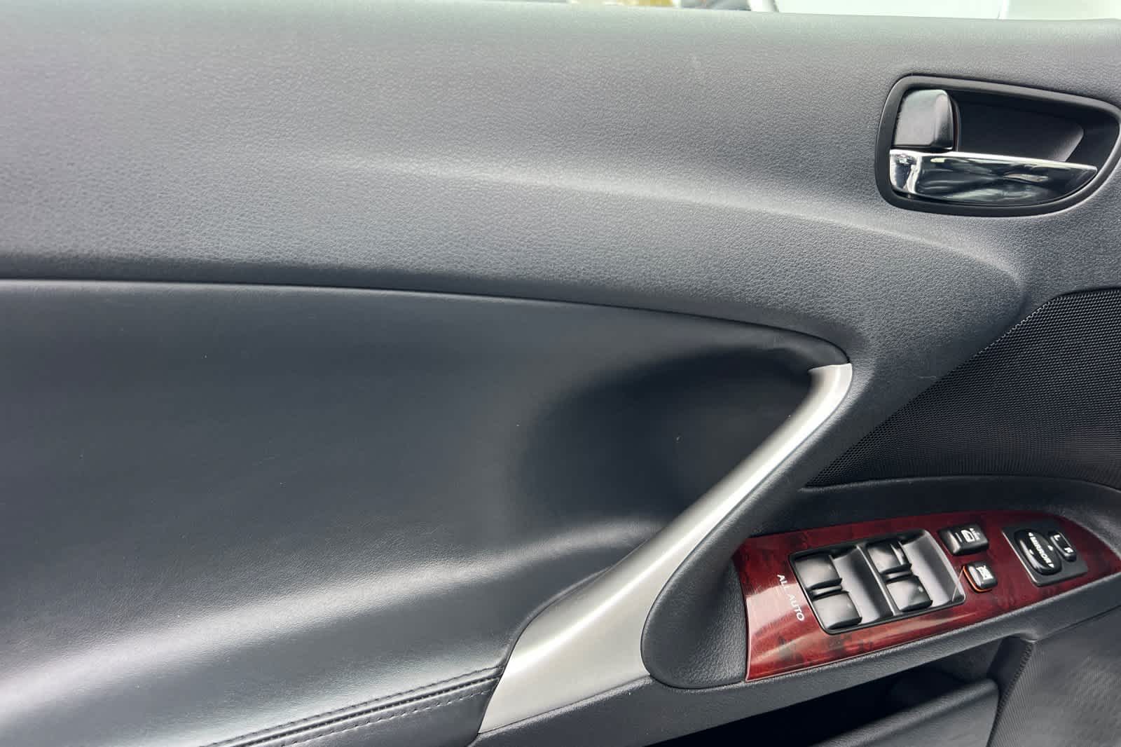 Thumbnail: 2007 Lexus IS - 12