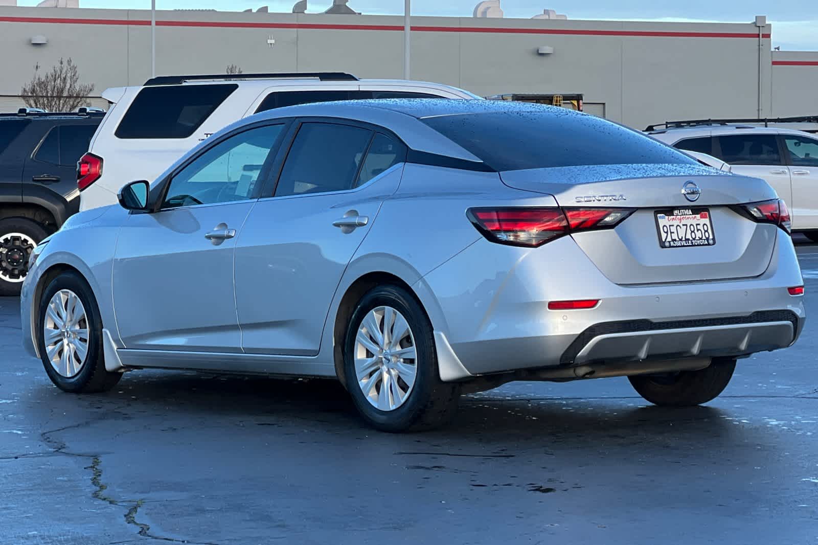 Thumbnail: 2020 Nissan Sentra - 7