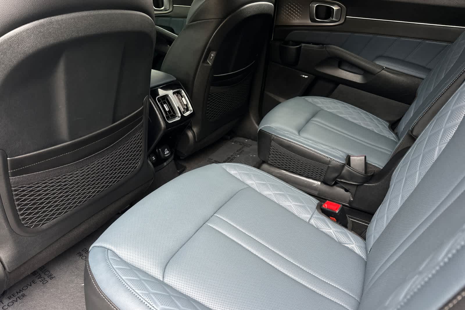 Thumbnail: 2025 Kia Sorento - 4