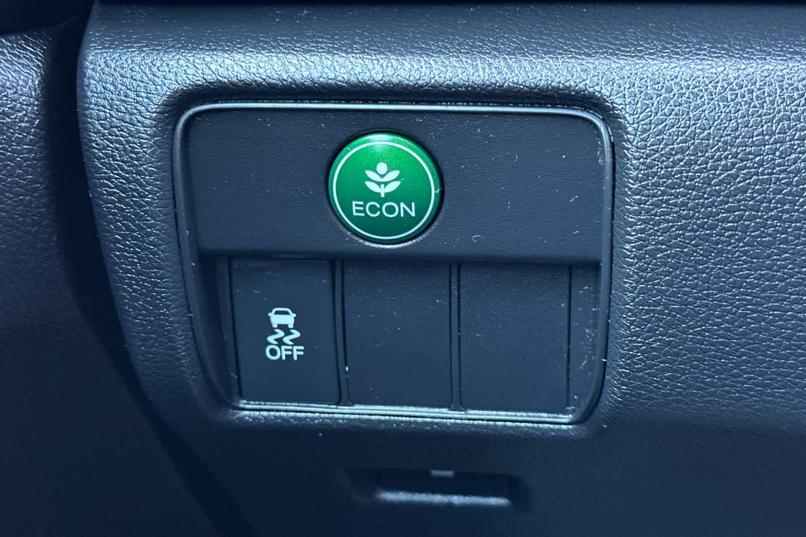 Thumbnail: 2016 Honda Accord - 27