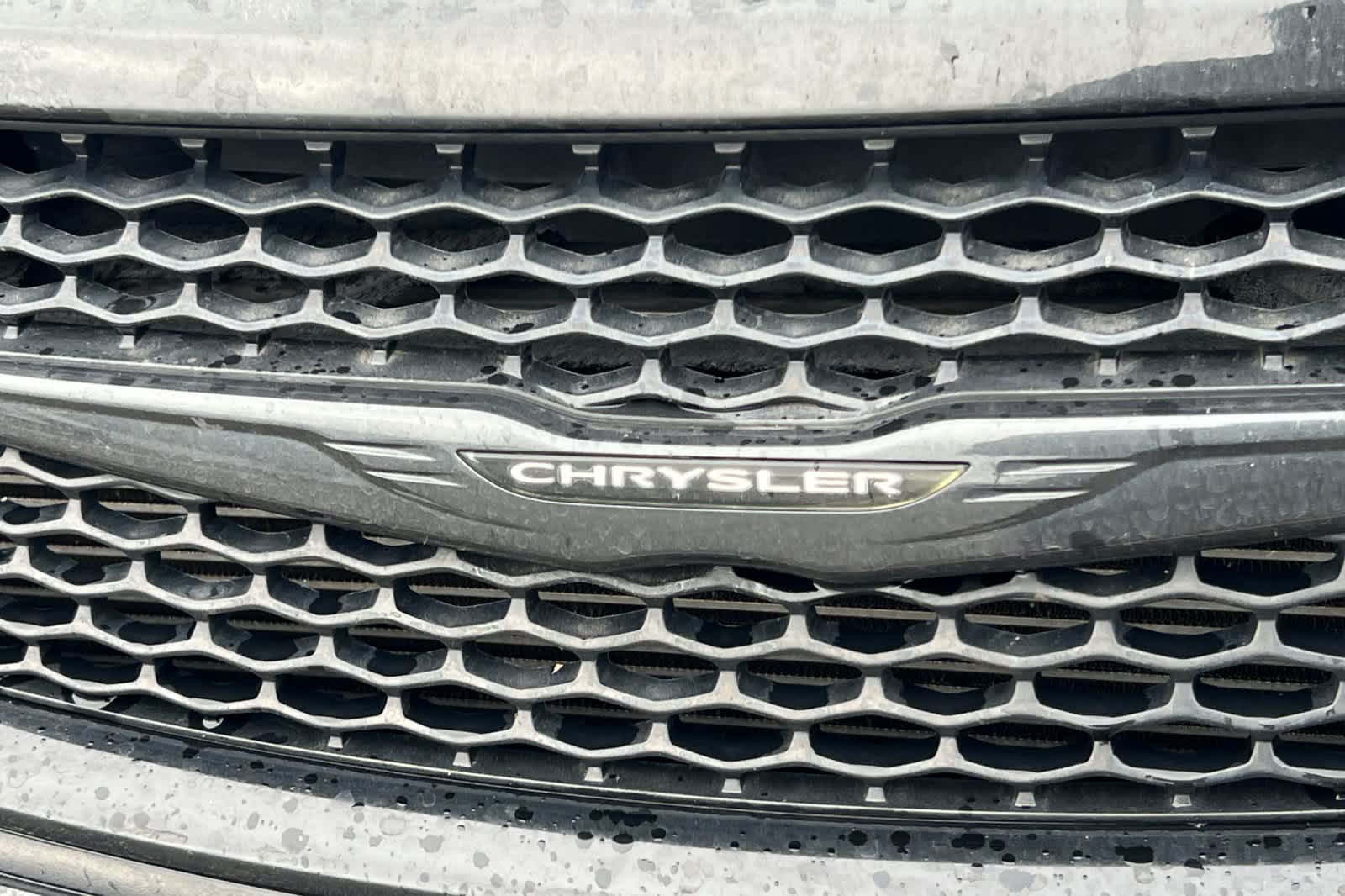 Thumbnail: 2019 Chrysler Pacifica - 10