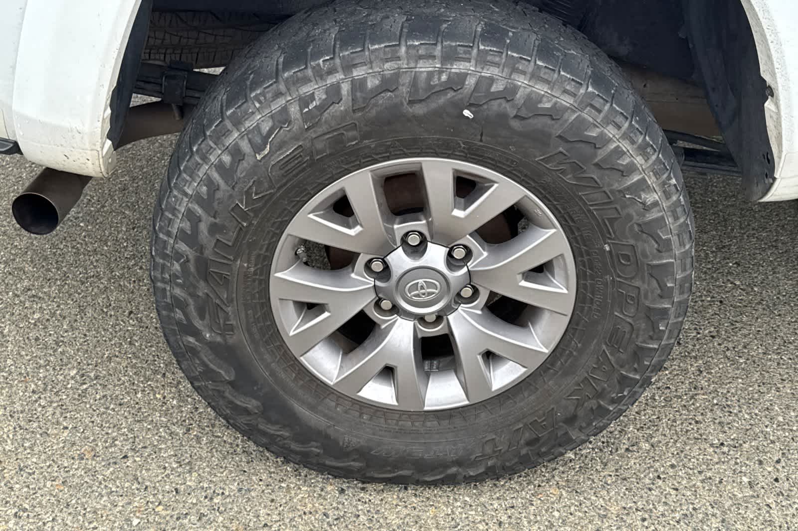 Thumbnail: 2017 Toyota Tacoma - 14