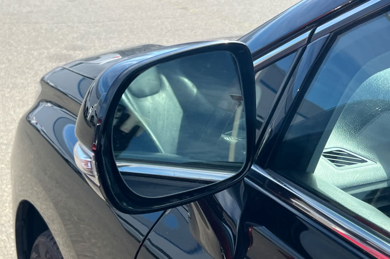 Thumbnail: 2011 Lexus RX - 20