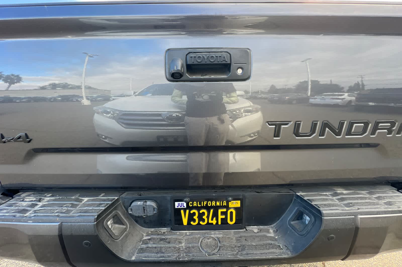 2018 Toyota Tundra Limited 17