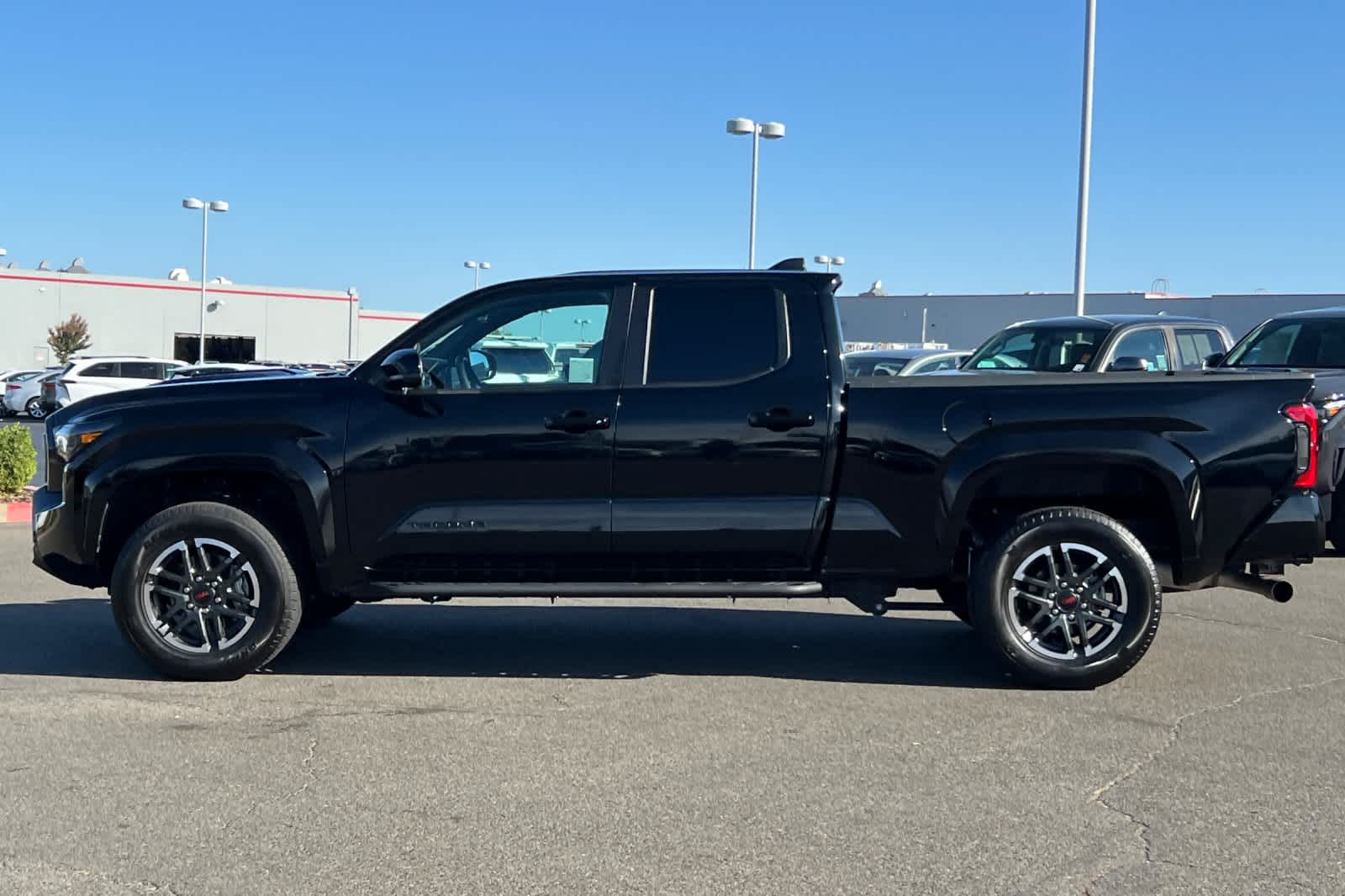 Thumbnail: 2024 Toyota Tacoma - 9