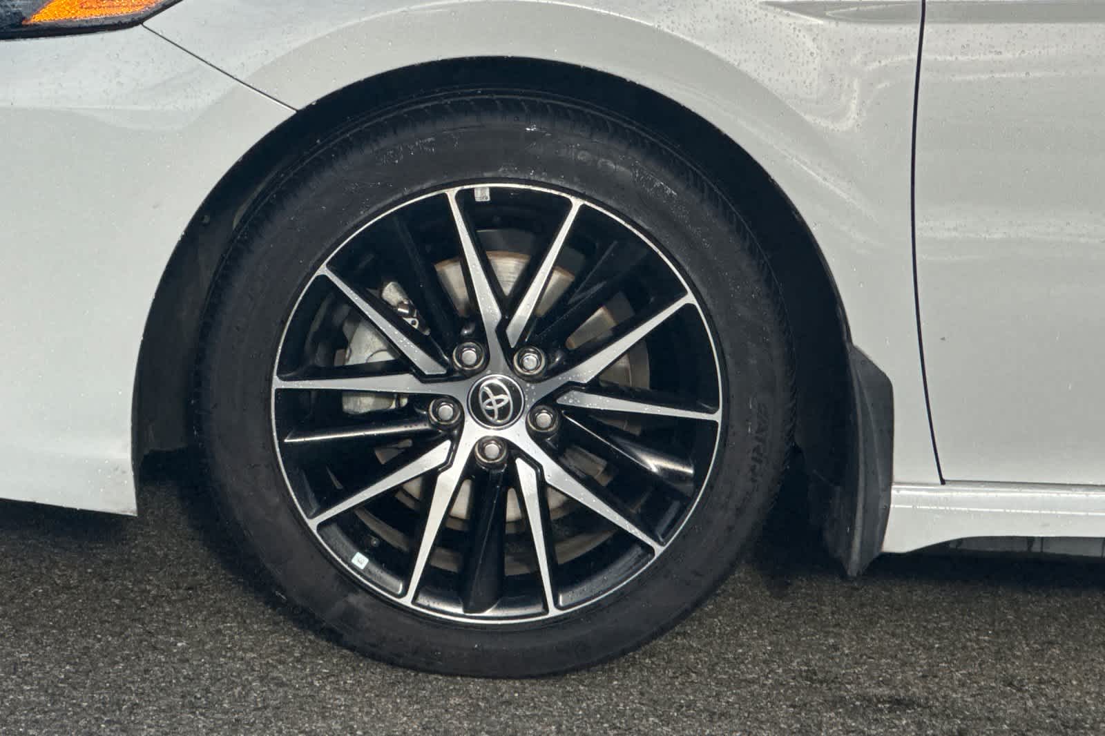 Thumbnail: 2022 Toyota Camry - 28