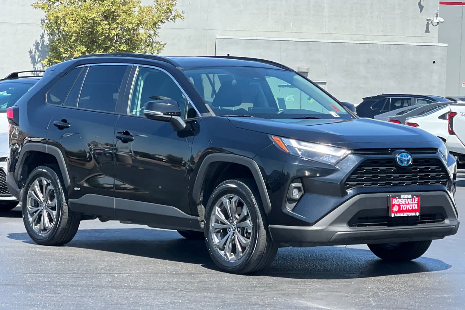 Thumbnail: 2022 Toyota RAV4 - 5