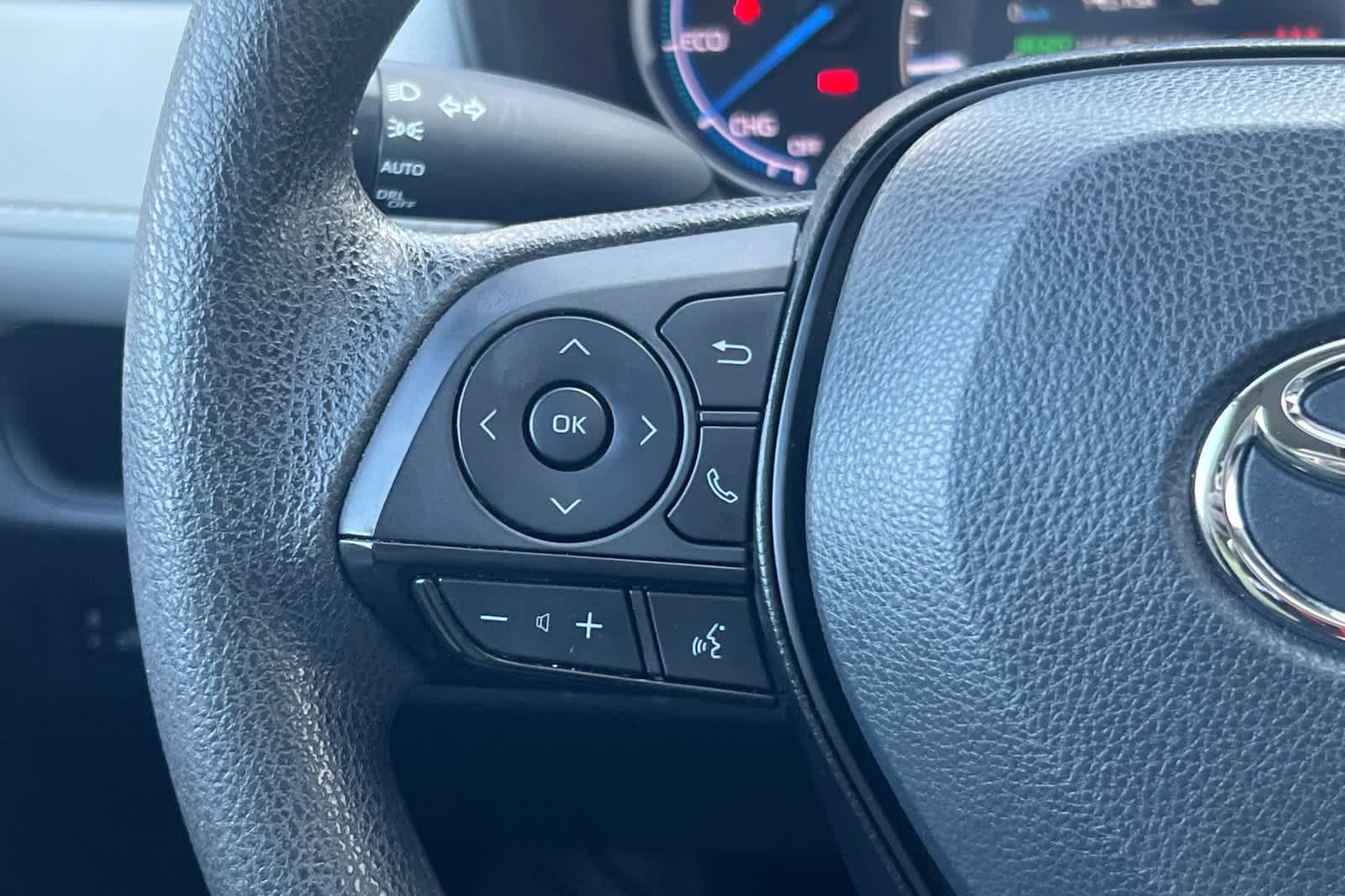 Thumbnail: 2023 Toyota RAV4 - 26