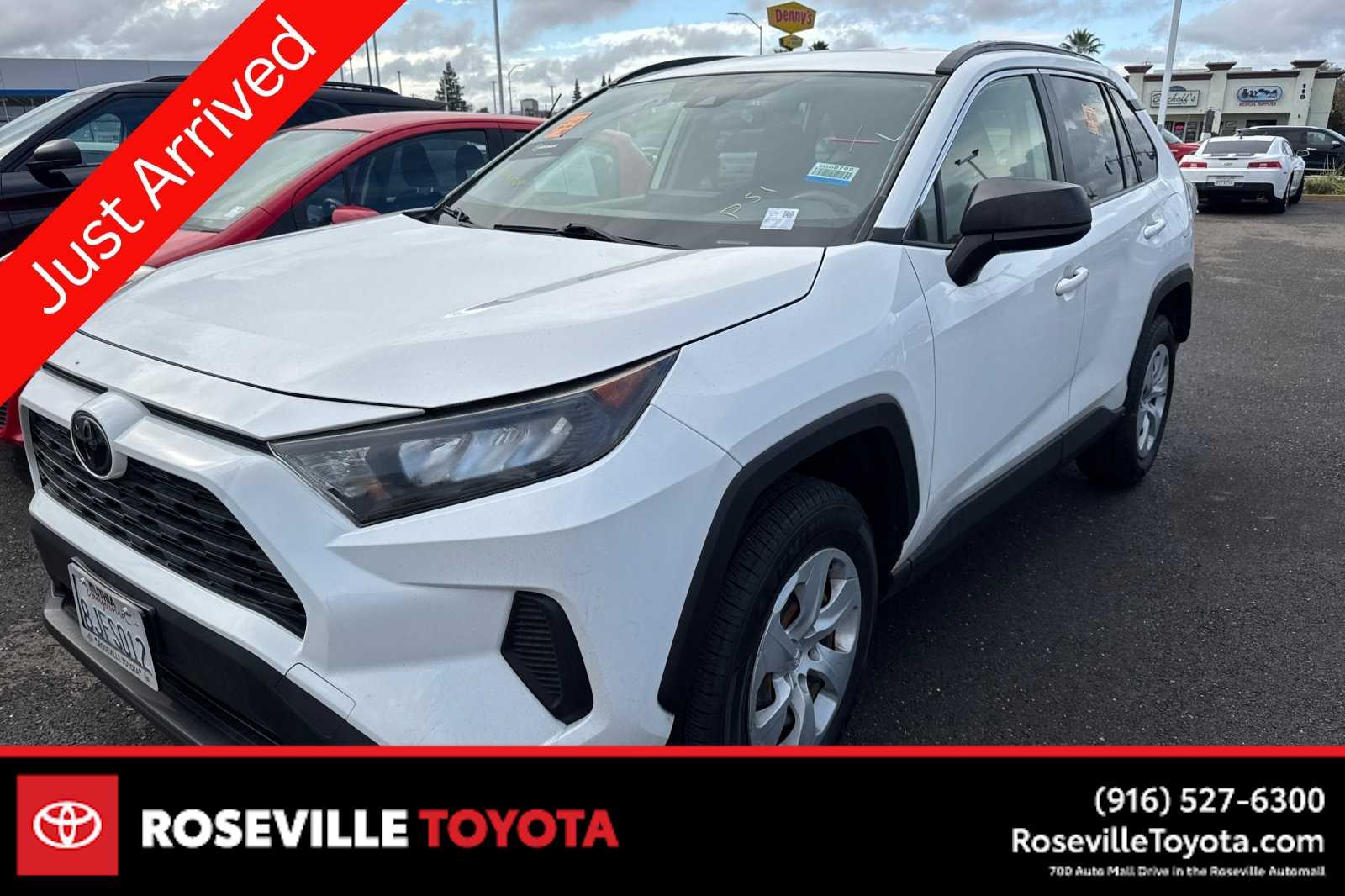 Thumbnail: 2019 Toyota RAV4 - 1