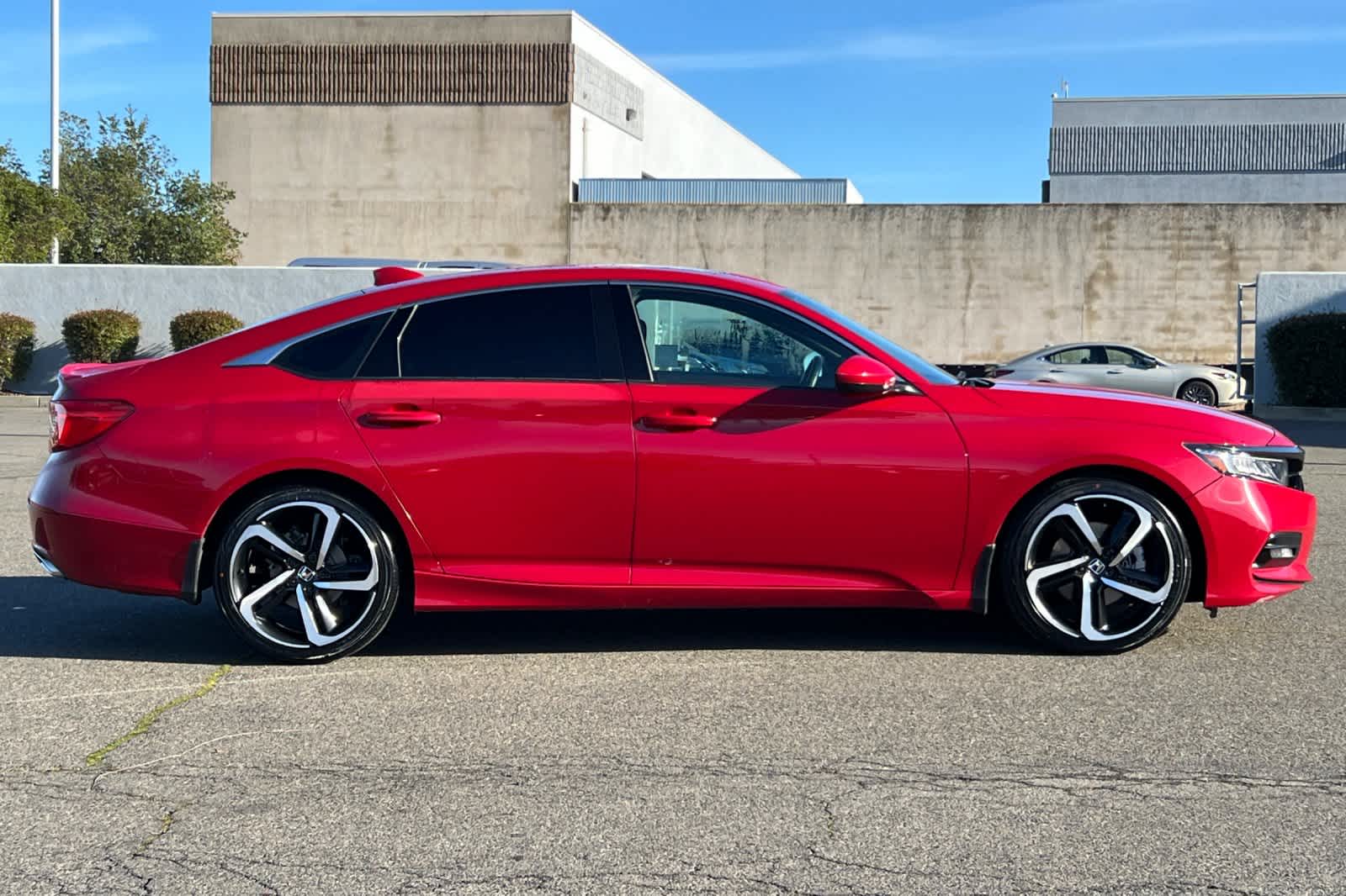 Thumbnail: 2019 Honda Accord - 6