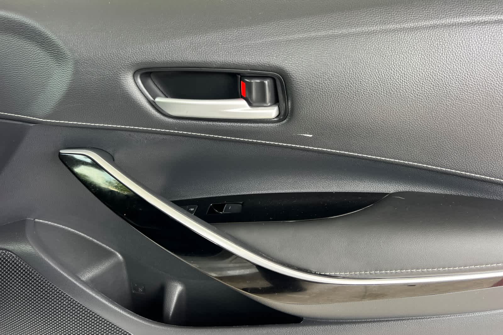 Thumbnail: 2022 Toyota Corolla - 18