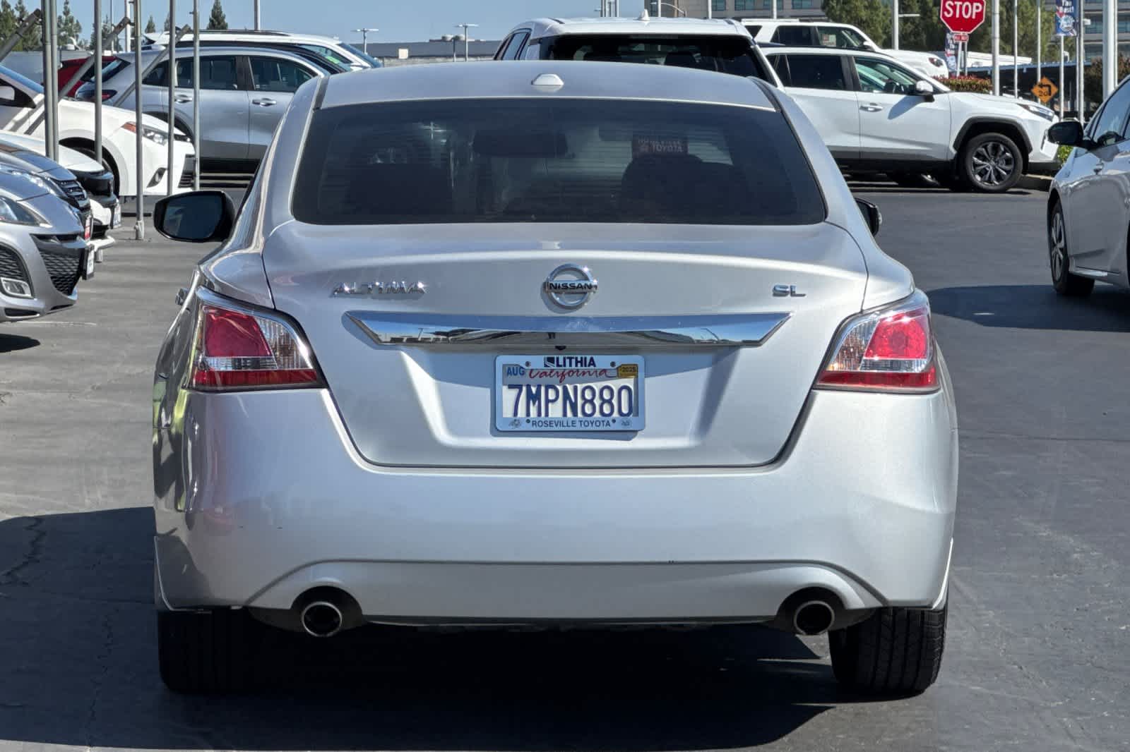 Thumbnail: 2015 Nissan Altima - 8