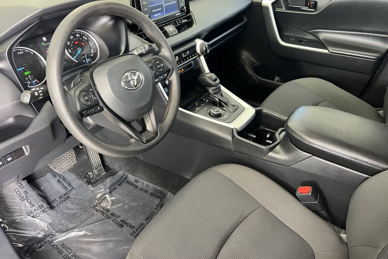 Thumbnail: 2022 Toyota RAV4 - 11