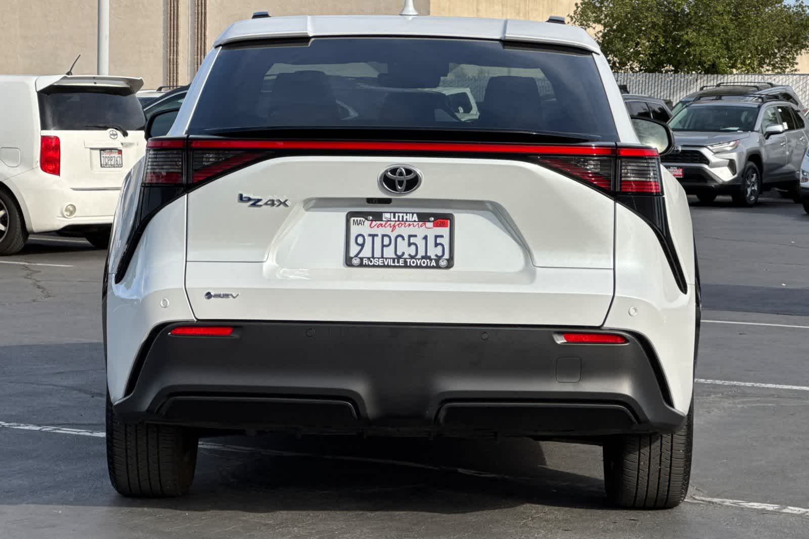 Thumbnail: 2025 Toyota bZ4X - 8