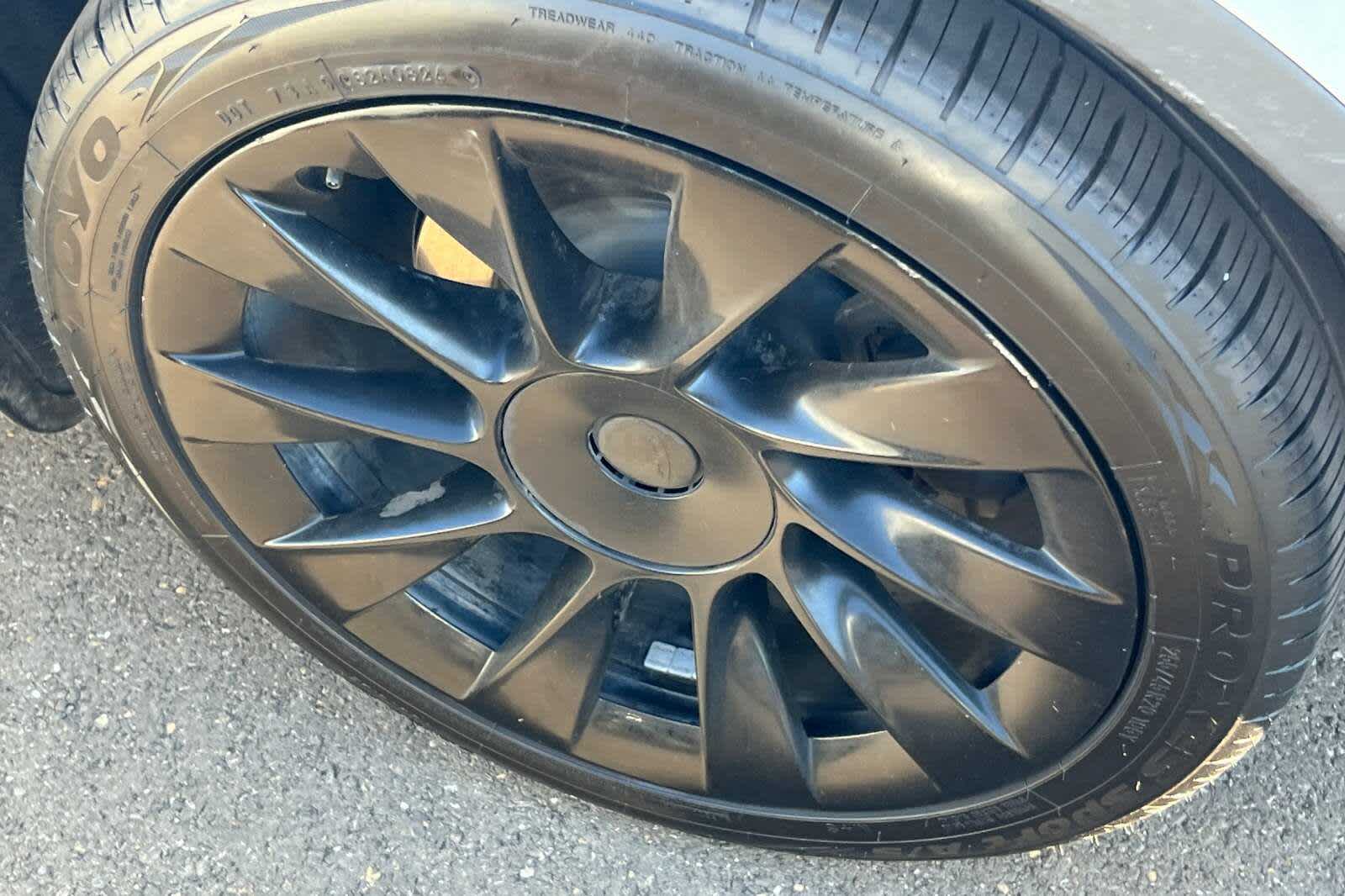 Thumbnail: 2022 Tesla Model Y - 17