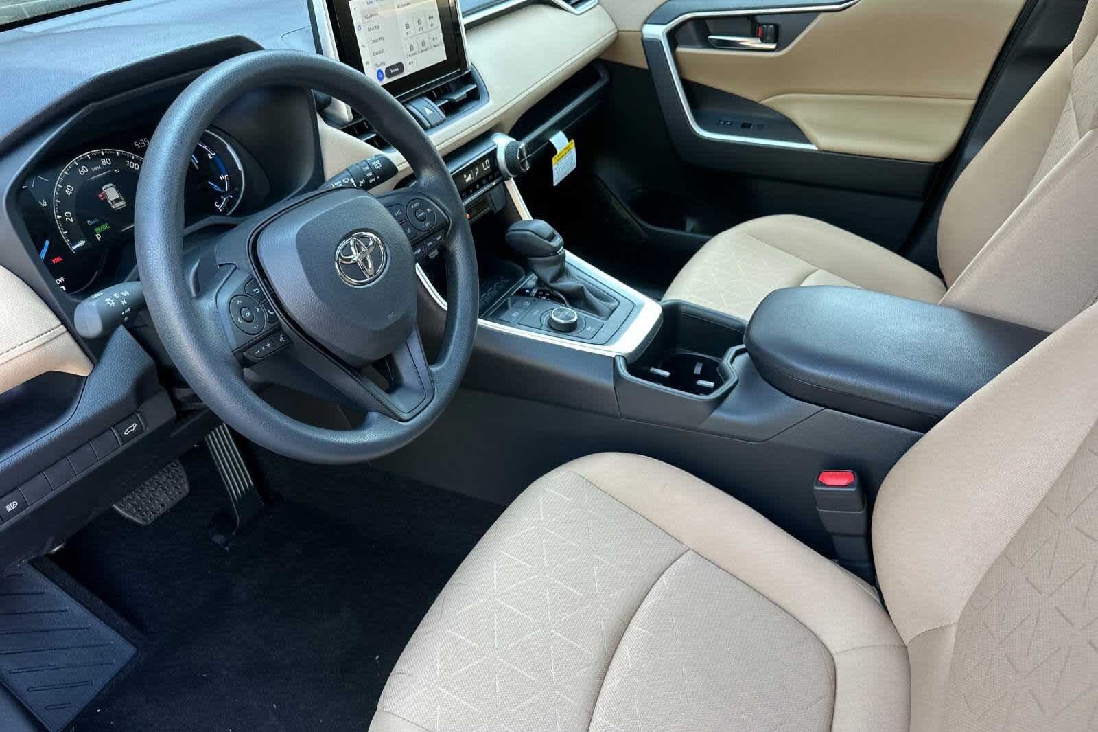 Thumbnail: 2025 Toyota RAV4 - 11