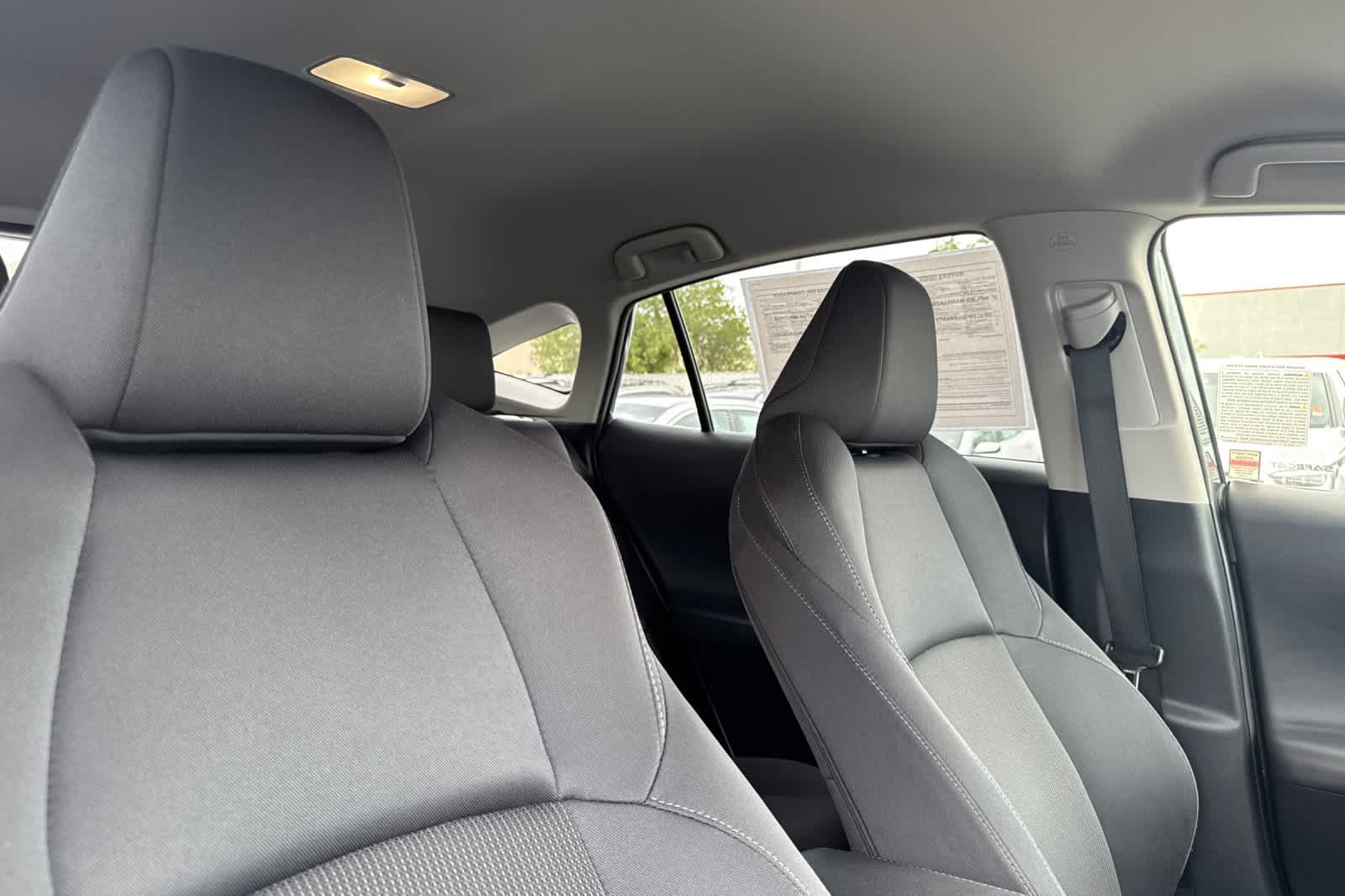 Thumbnail: 2022 Toyota Venza - 18