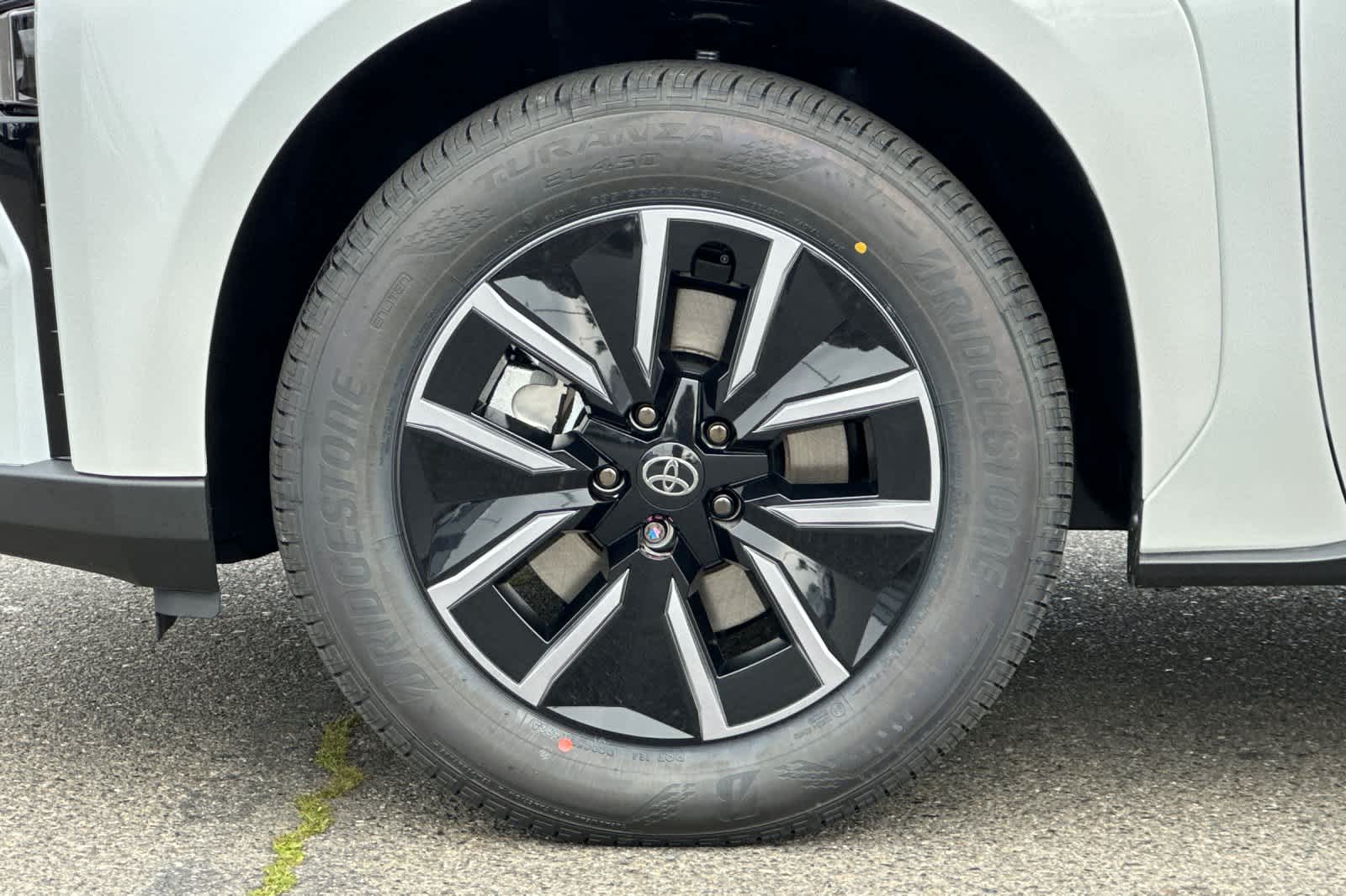 Thumbnail: 2026 Toyota bZ - 32