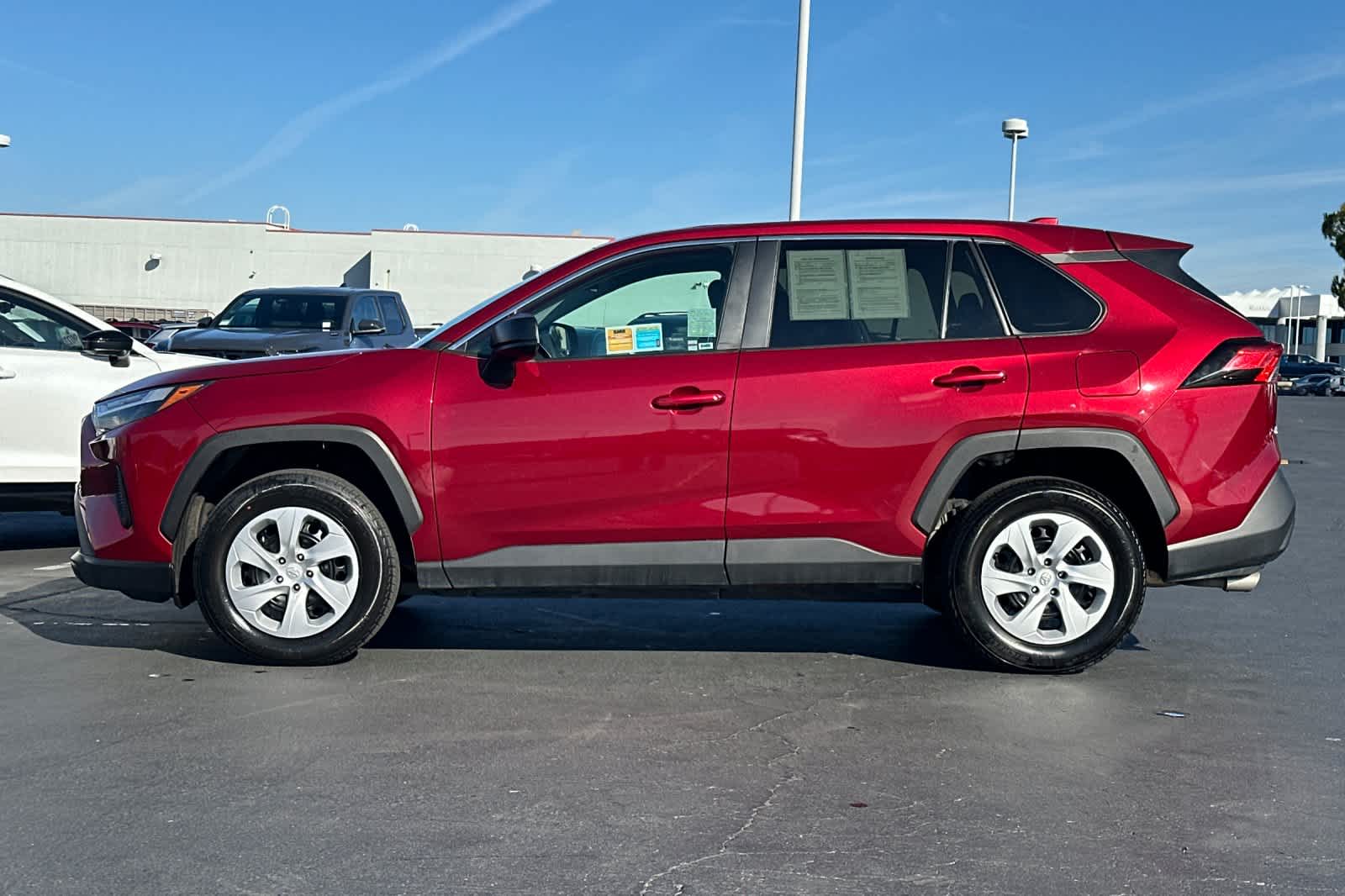 Thumbnail: 2024 Toyota RAV4 - 9