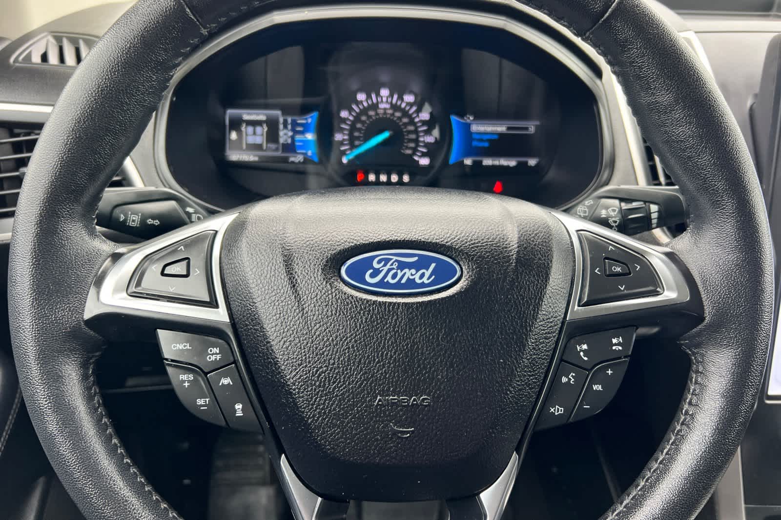 Thumbnail: 2022 Ford Edge - 26