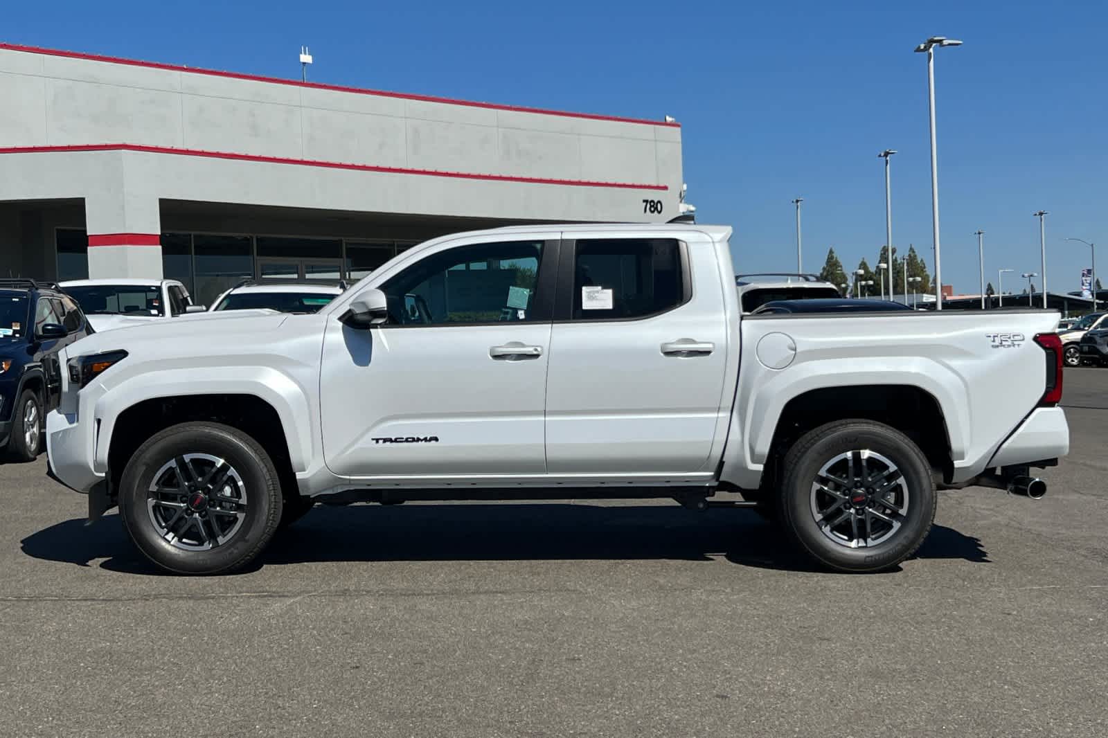 2024 Toyota Tacoma TRD Sport 5