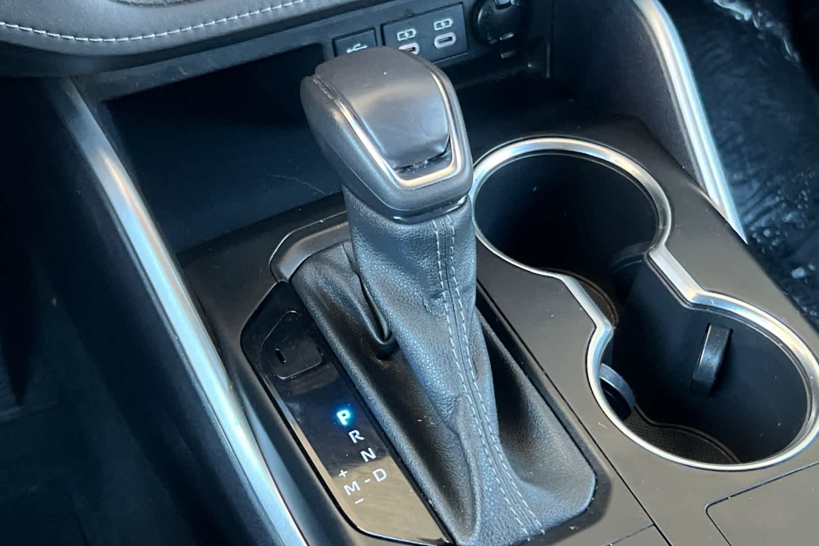 Thumbnail: 2023 Toyota Highlander - 24