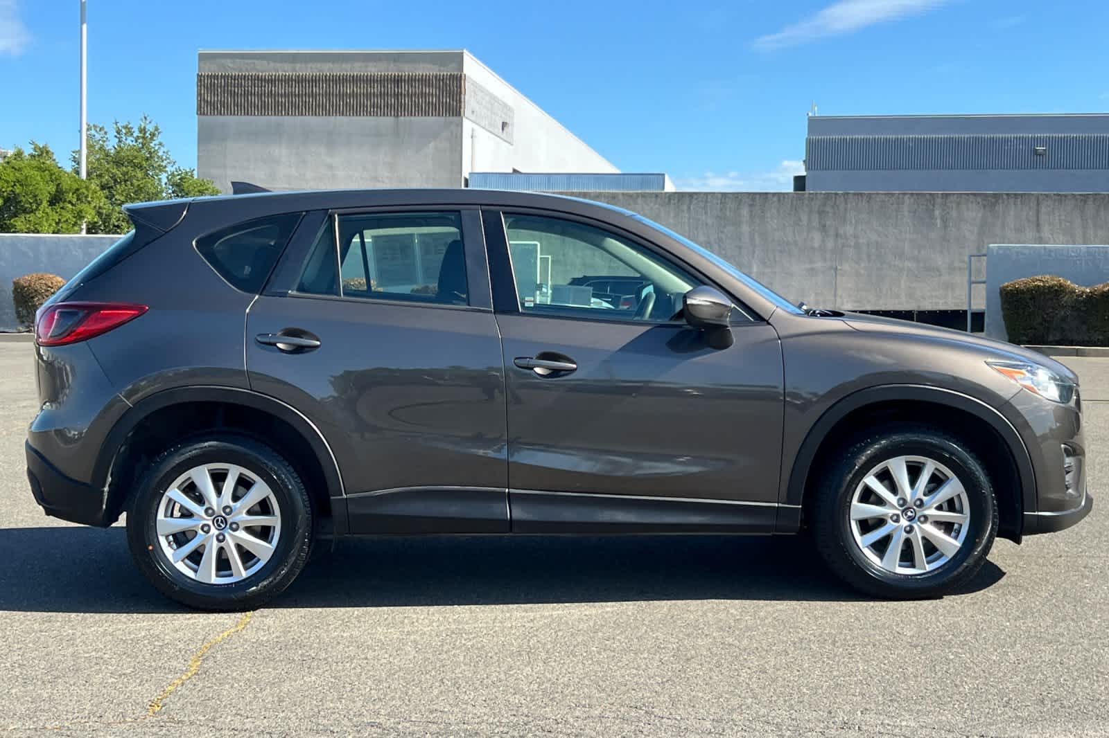 Thumbnail: 2016 Mazda CX-5 - 6