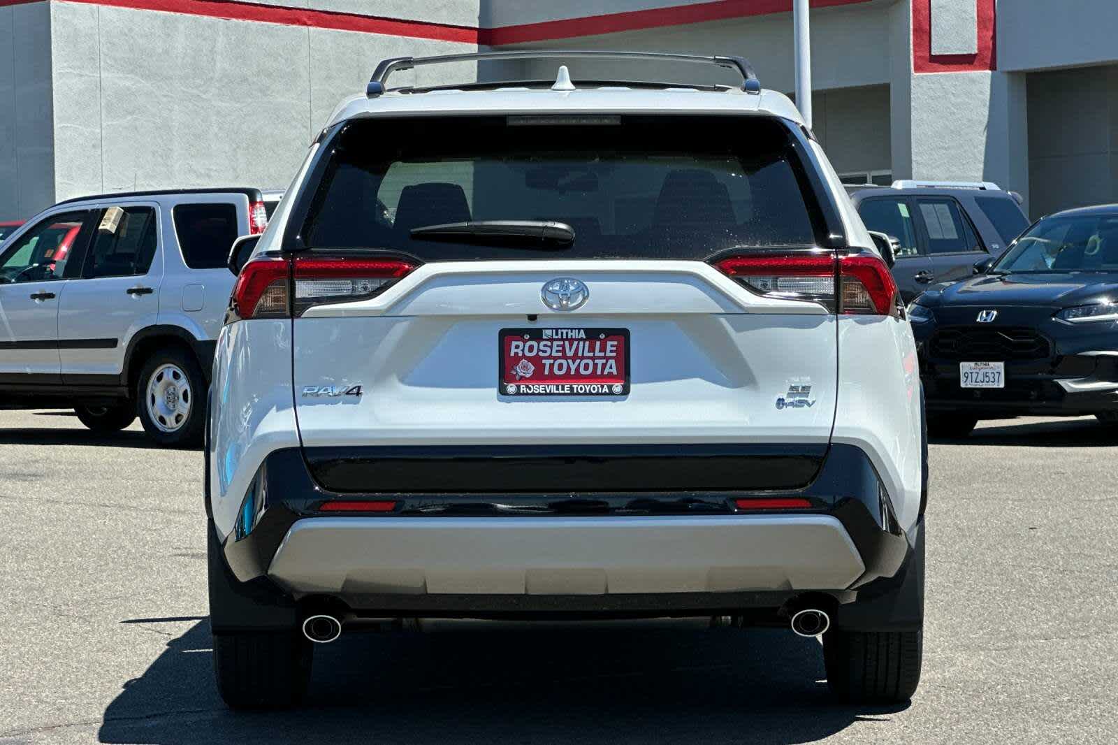 Thumbnail: 2025 Toyota RAV4 - 7