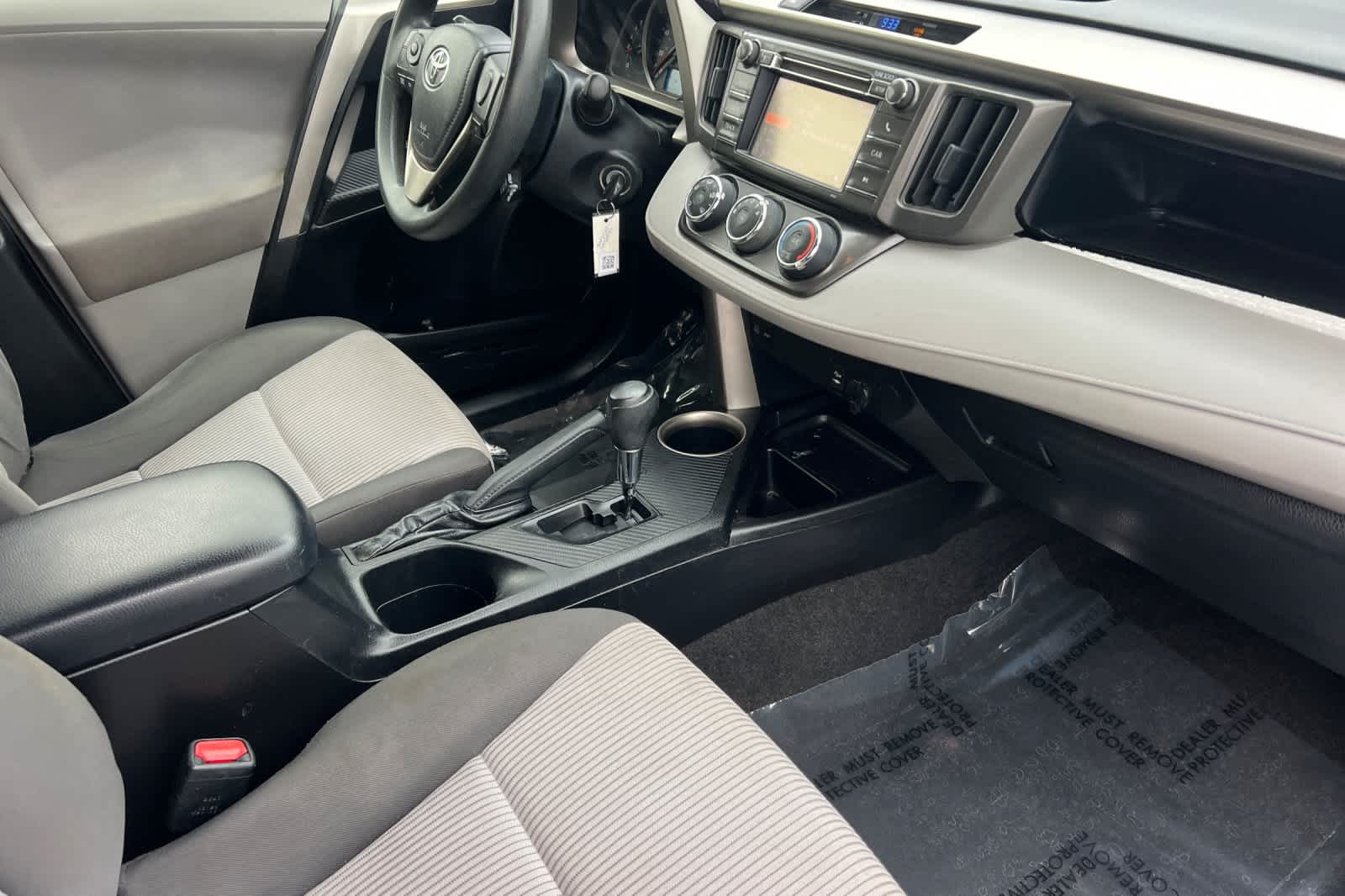 Thumbnail: 2013 Toyota RAV4 - 16