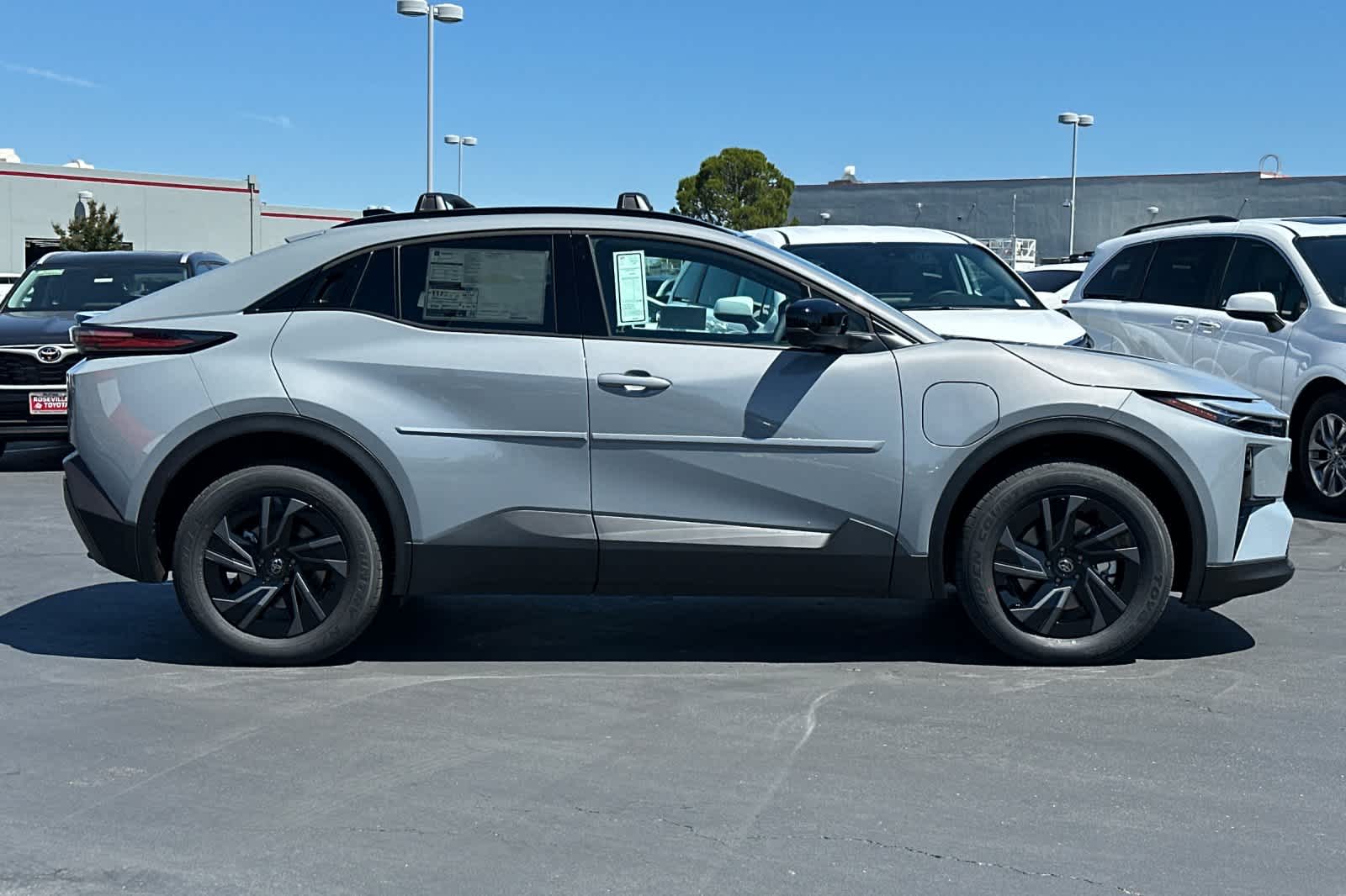Thumbnail: 2026 Toyota C-HR - 8