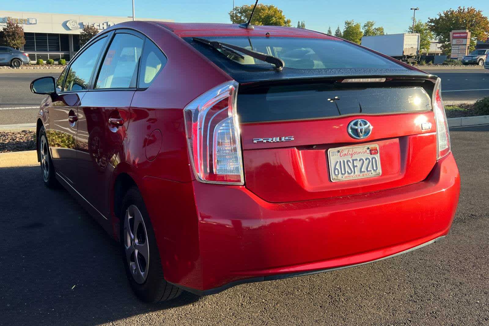 Thumbnail: 2012 Toyota Prius - 4