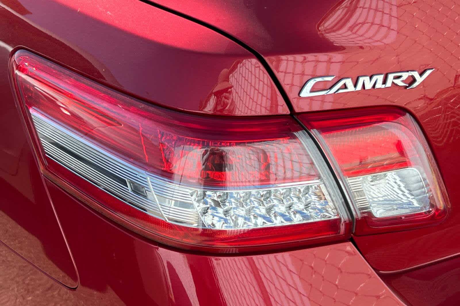 Thumbnail: 2011 Toyota Camry - 15