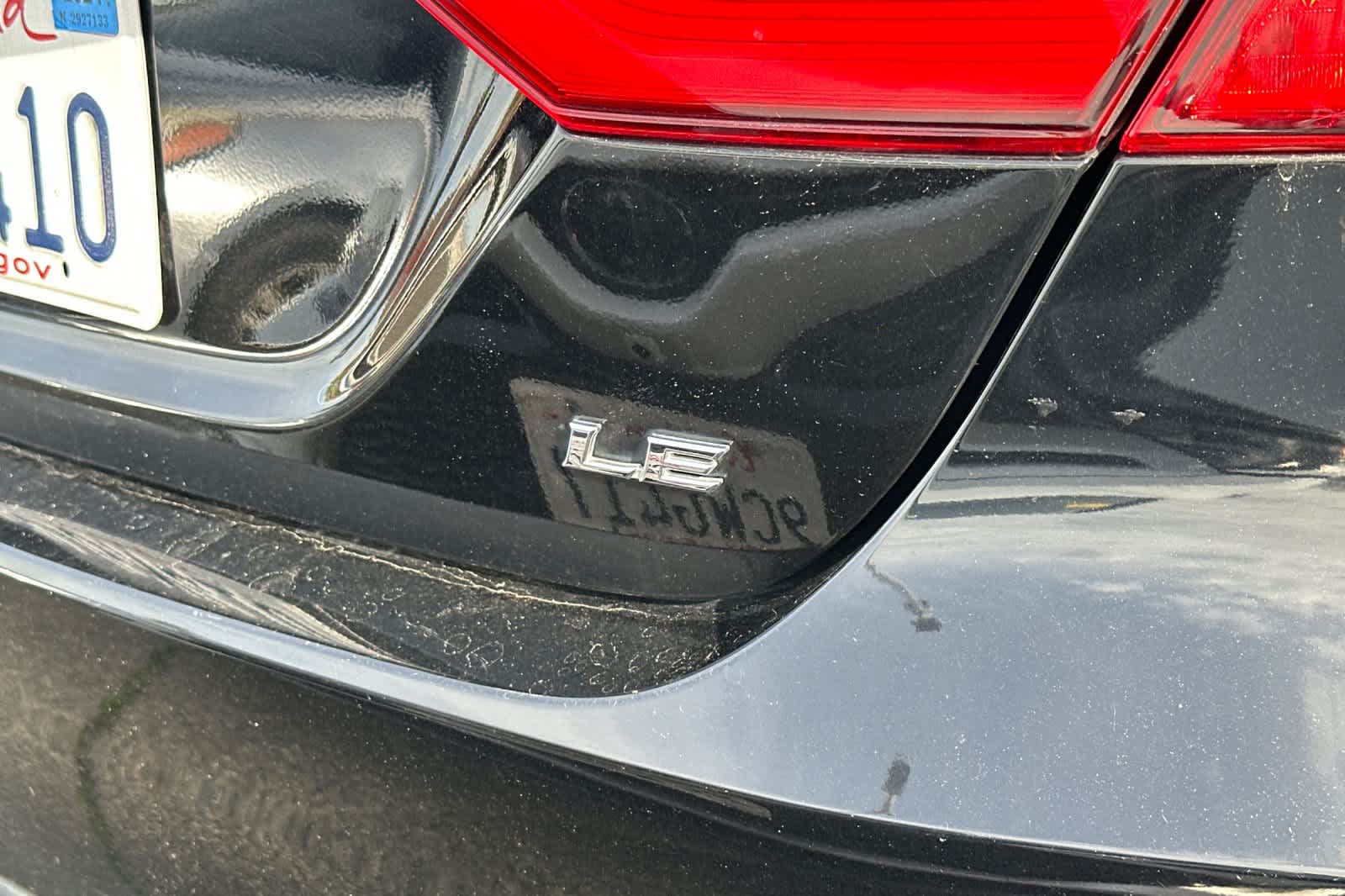 Thumbnail: 2019 Toyota Camry - 6