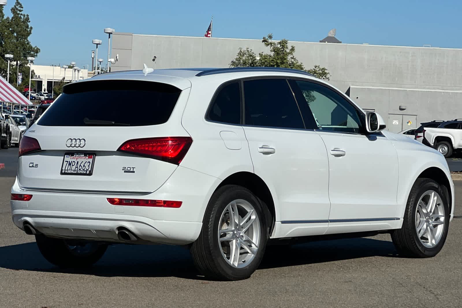 Thumbnail: 2016 Audi Q5 - 2