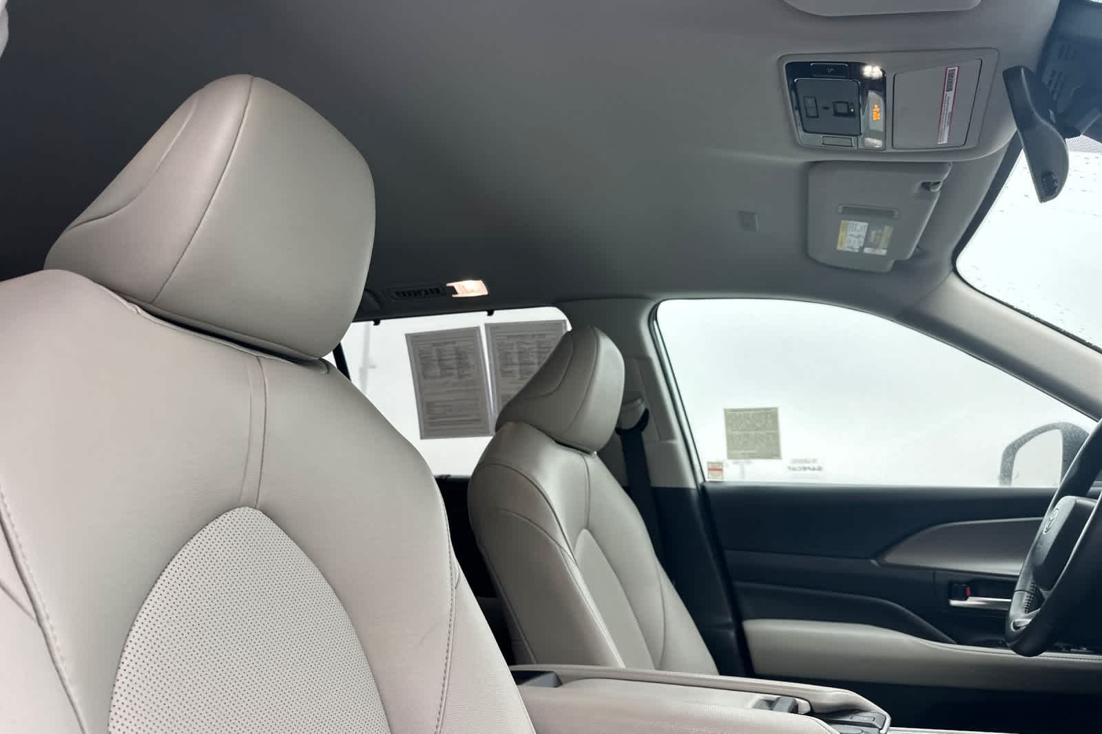 Thumbnail: 2024 Toyota Grand Highlander - 19