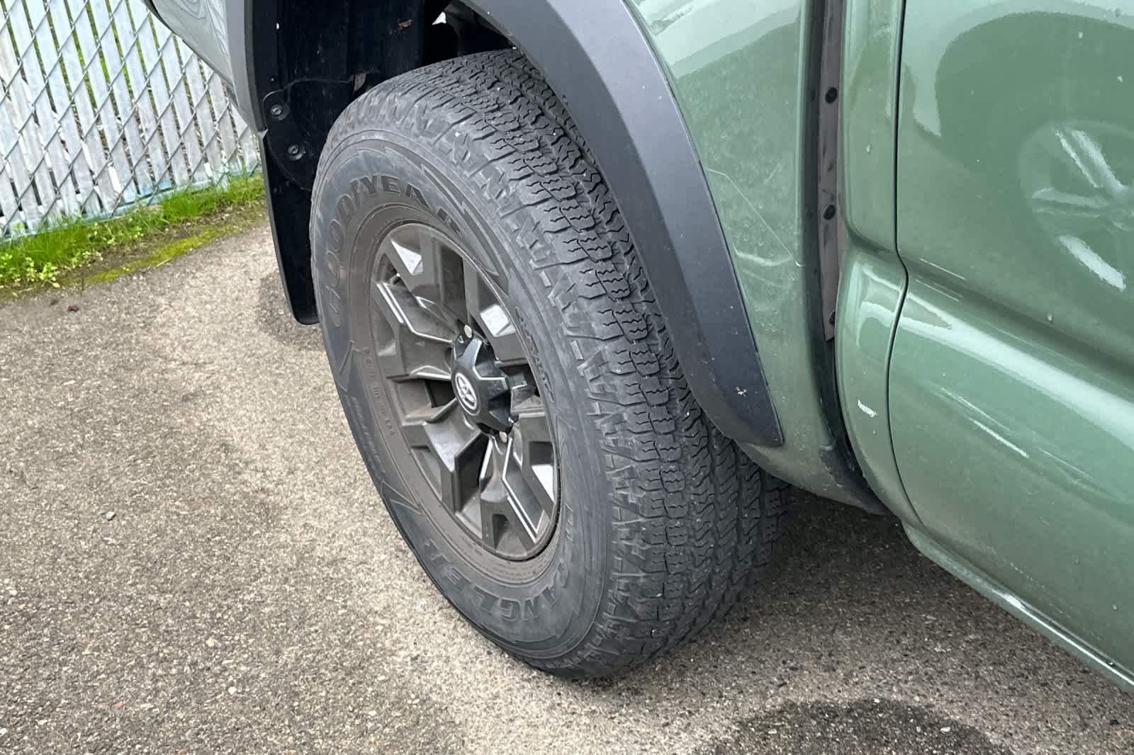 Thumbnail: 2021 Toyota Tacoma - 13