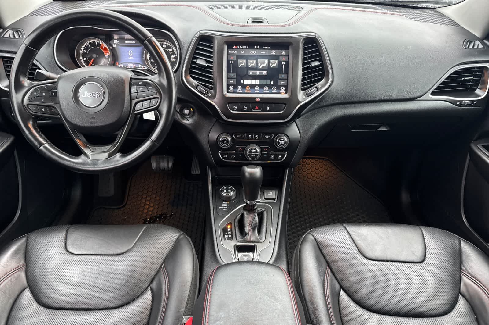 Thumbnail: 2020 Jeep Cherokee - 3