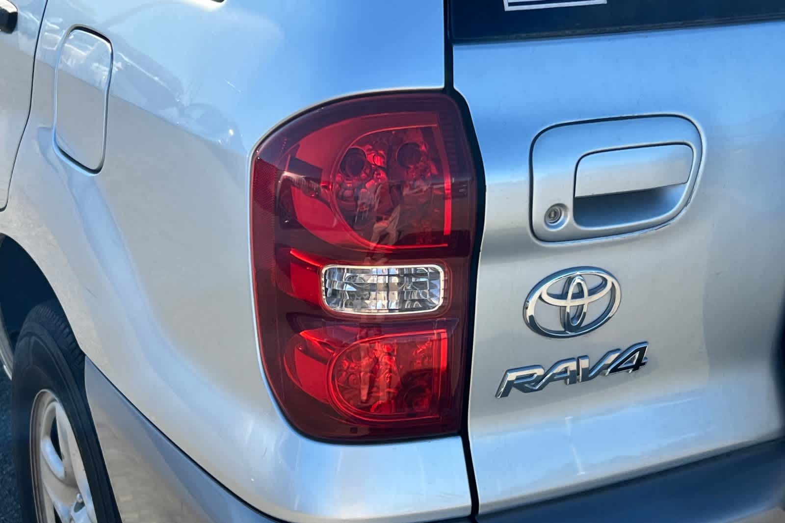 Thumbnail: 2005 Toyota RAV4 - 20