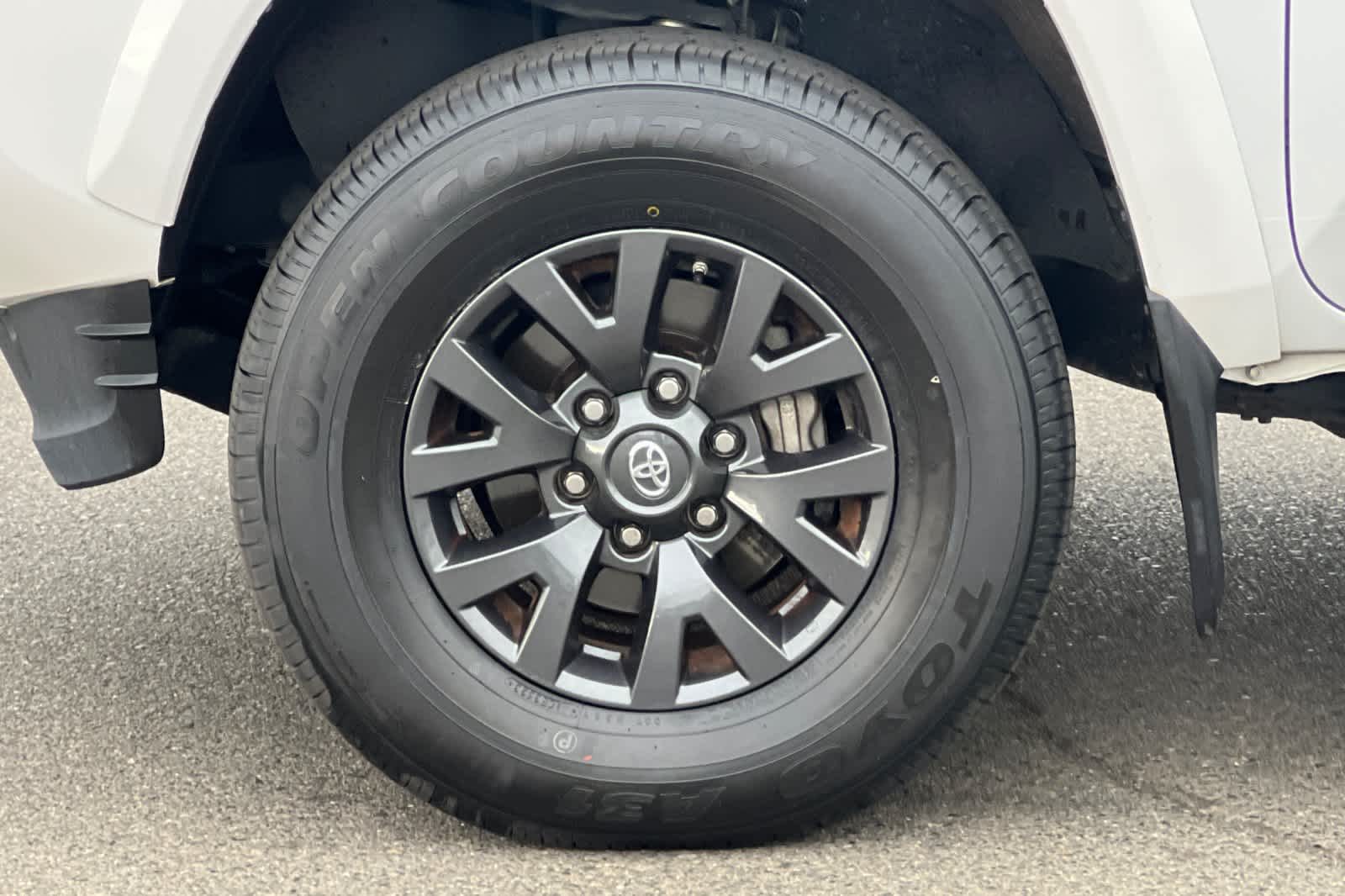 Thumbnail: 2020 Toyota Tacoma - 27