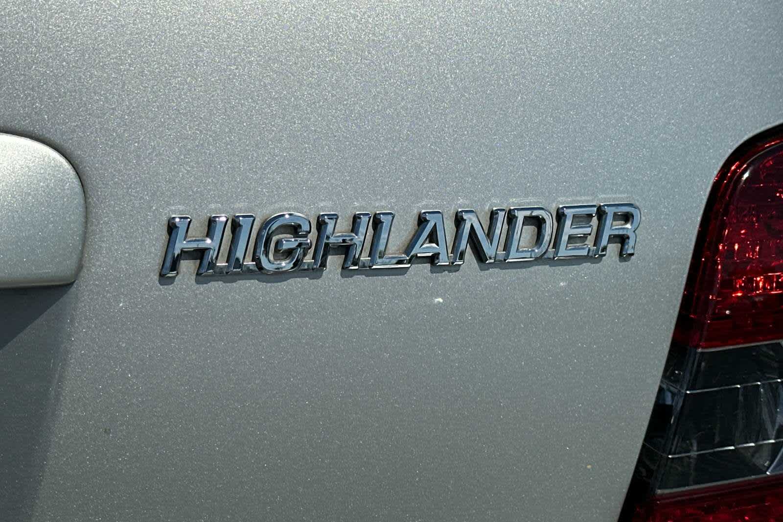 Thumbnail: 2005 Toyota Highlander - 30
