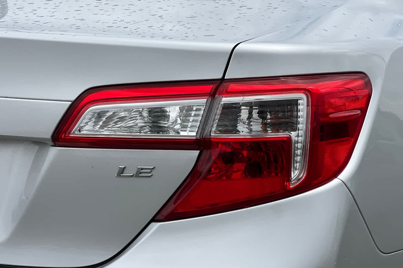 Thumbnail: 2013 Toyota Camry - 29