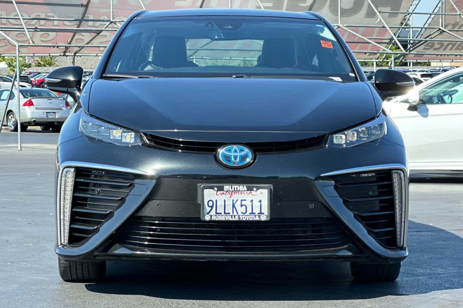 Thumbnail: 2019 Toyota Mirai - 10