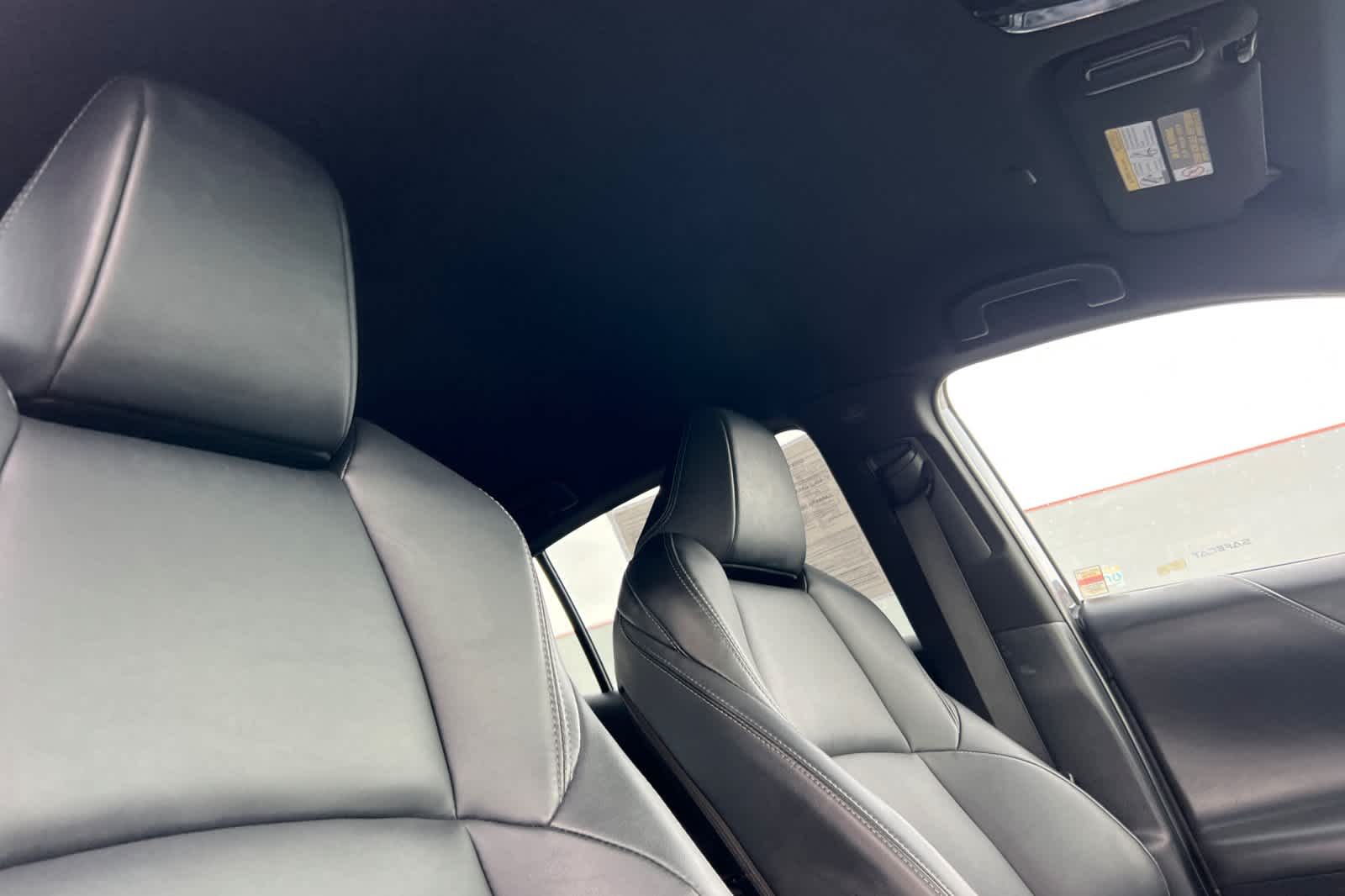 Thumbnail: 2024 Toyota Venza - 18