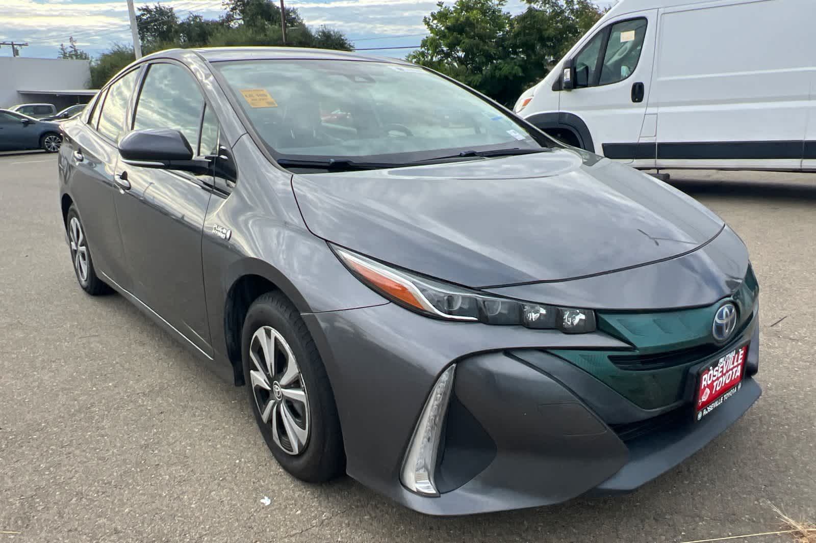 Thumbnail: 2017 Toyota Prius Prime - 3